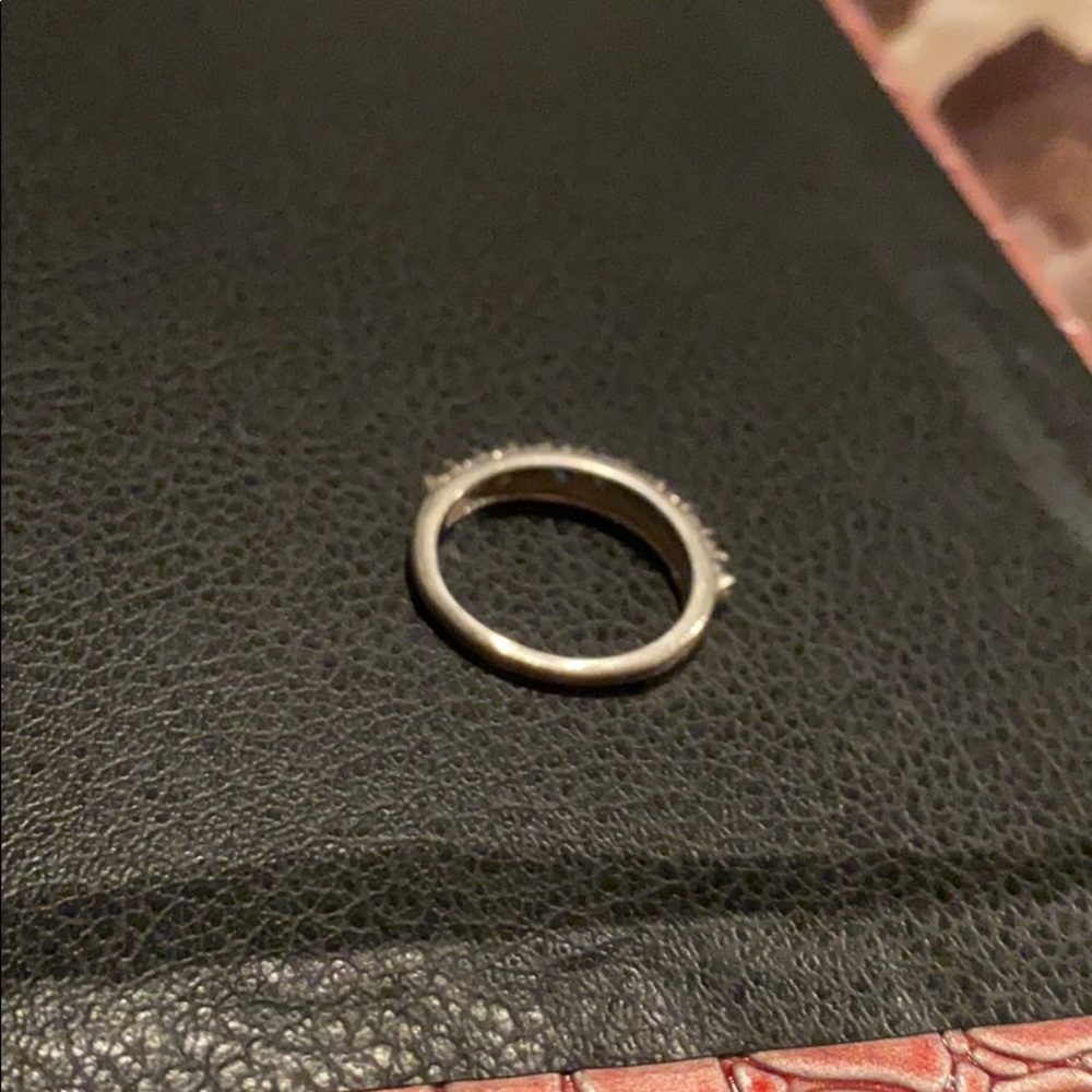 Blue Diamond Ring - image 3